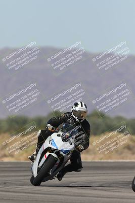 media/Oct-13-2025-Moto Forza (Mon) [[a66d839500]]/4-C Group/Session 3 (Turn 16)/